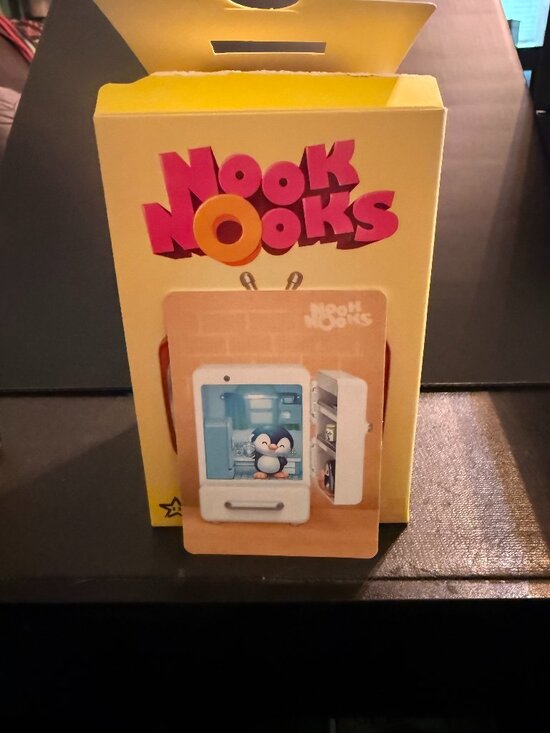 Zuru Other - Nook Nooks Series 1 Blind Box Collectible Mini Collectible Figurine Penguin